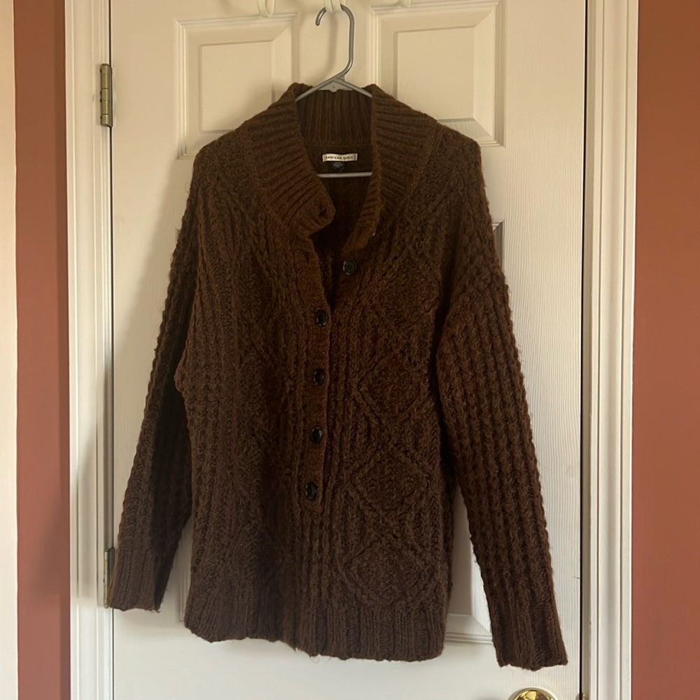 American Eagle Brown Sweater Size Medium